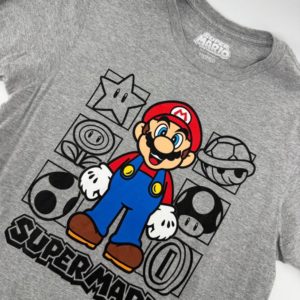 Nintendo Super Mario T-Shirt Mens Medium Gray Graphic Print Short Sleeve Tee